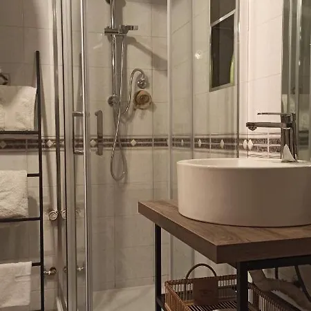 Pia's In Pieno Centro Storico Παλέρμο