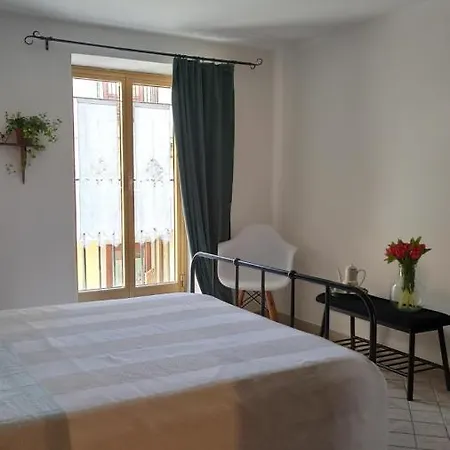 Pia's In Pieno Centro Storico Παλέρμο